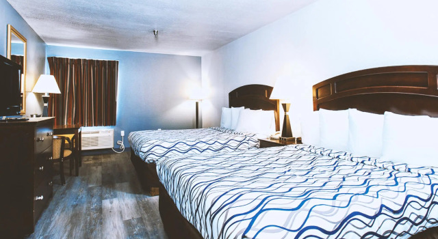 Четырёхместный номер Standard Best Western Park City Wichita North