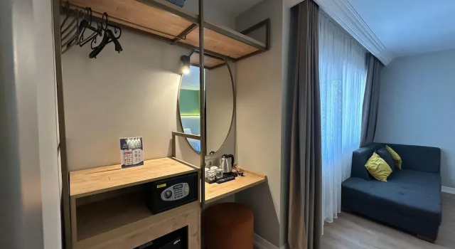 Номер Business OTTO X Hotel