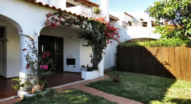 Коттедж Casa das Flores