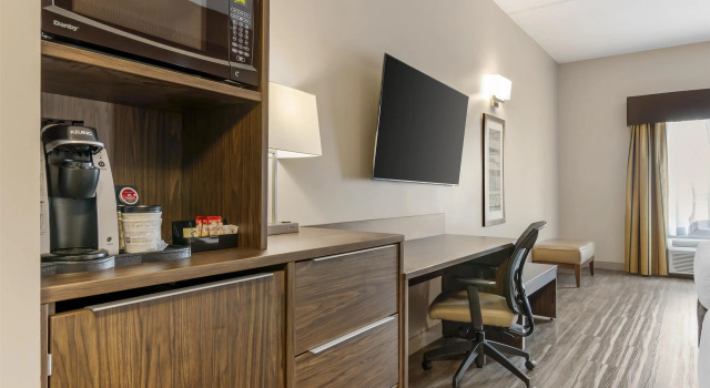 Четырёхместный номер Standard Best Western Plus Winnipeg West