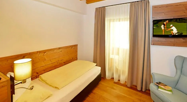 Gasthof Hirschen, Rezervați Hotel Reith bei Seefeld Karwendel