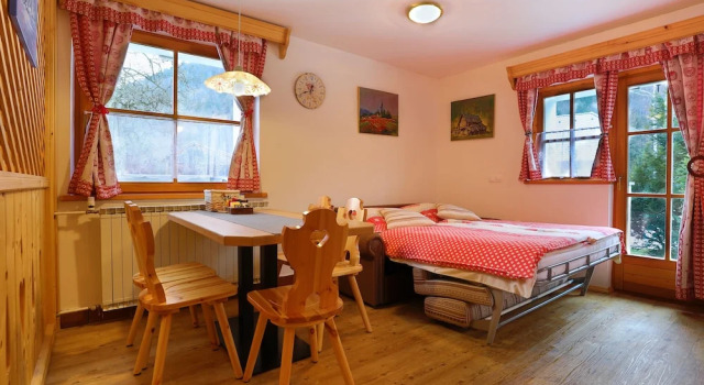 Villa Flora Apartments