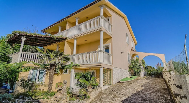 Apartments Marin, Забронировать Апартаменты/квартира Отели Медулин с бассейном, Бассейн