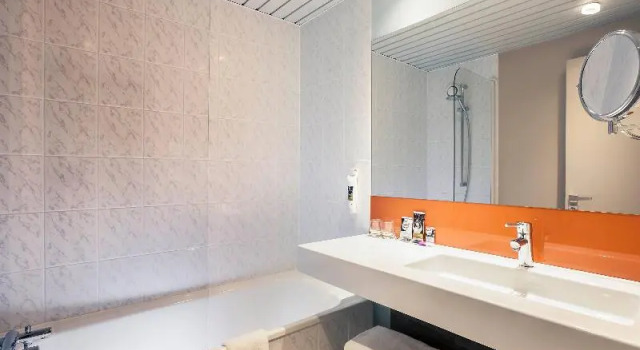 Номер Standard Hôtel Mercure Marne-la-Vallée Bussy St Georges