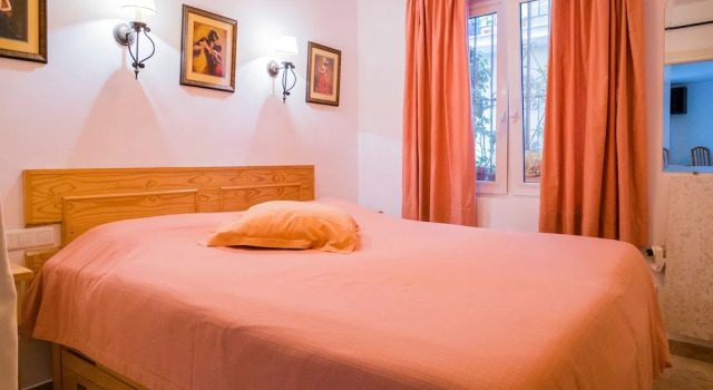 Casa Charlotte, Забронировать Отель Отели Нерха 3 звезды, рядом с Пляж Бурриана, 3*