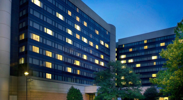 Newark Liberty International Airport Marriott, Забронировать Отель Ньюарк North Jersey