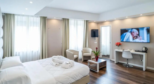 Полулюкс Deluxe Hotel Globo Suite-Correnti hotels