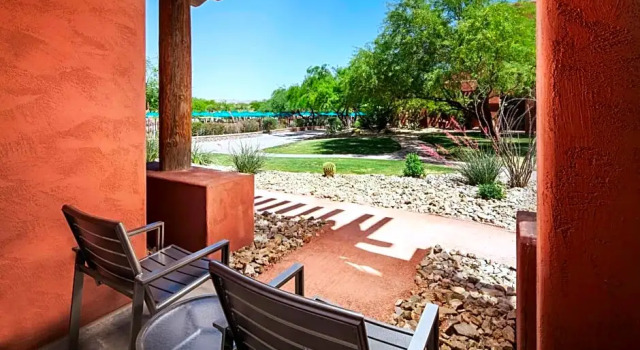 Номер Deluxe Sheraton Grand at Wild Horse Pass