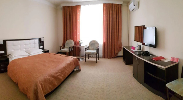 Люкс с 2 комнатами GRAND STAR HOTEL