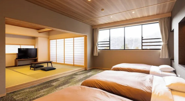 Трёхместный номер Superior Ooedo Onsen Monogatari Premium Yamanaka Grand Hotel