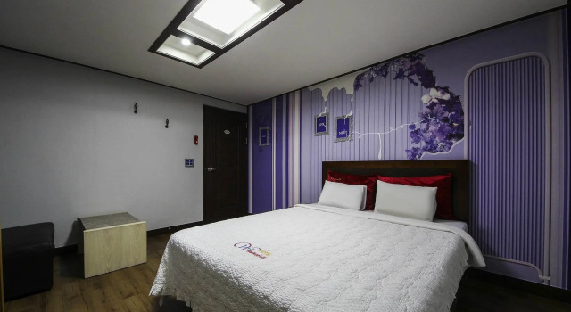 Camera Deluxe Goodstay World Hotel