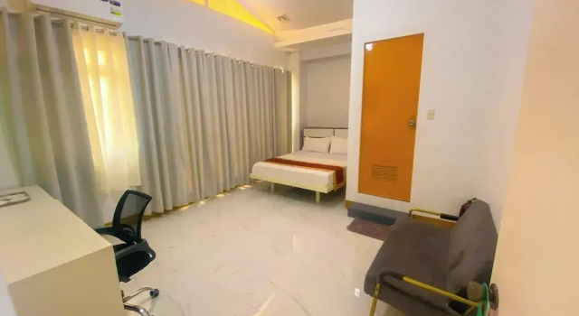 Legends Hotel & Restaurant