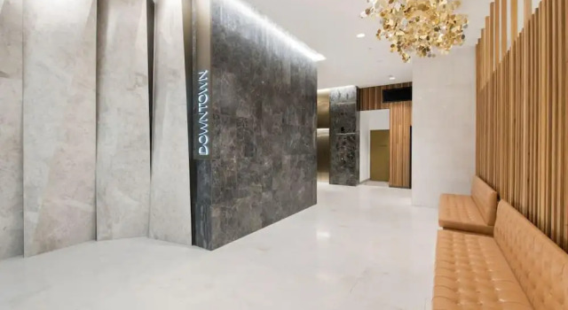 2BR Luxury Skytower CBD Pool Gym Netflix, Забронировать Апартаменты/квартира Брисбен Brisbane Region, рядом с Паромный терминал South Bank
