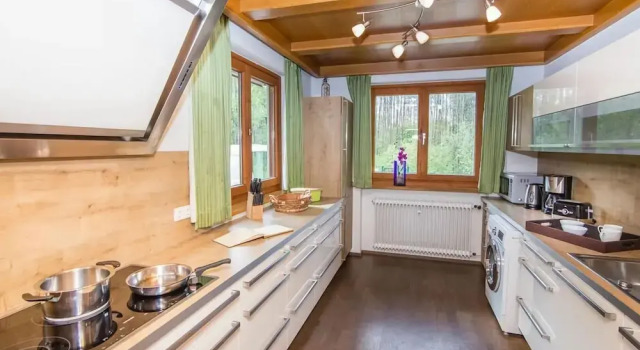Апартаменты Holiday Home Landhaus Prielau