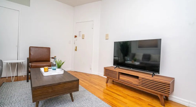 Yorkville Apartments -Upper East Side, Забронировать Апартаменты/квартира Апартаменты Нью-Йорка, рядом с St. Nicholas Russian Orthodox Cathedral, Апартаменты/квартира