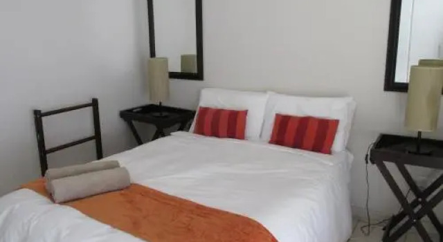 Point Village Accommodation - Santos 41, Забронировать Отель Отели Mossel 4 звезды, 4*