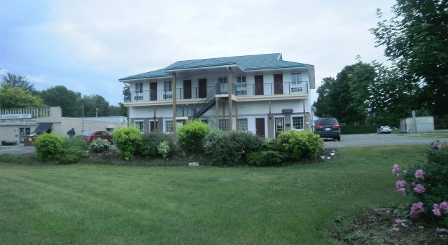 Bayview inn, Book Hotel Hoteller i Orillia med parkering, Parkering