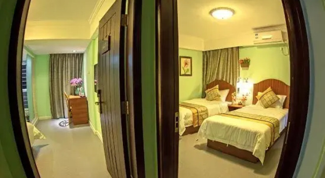 Семейный люкс Biboluo Hotel