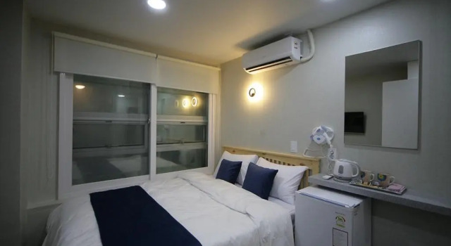 Economică cameră Stella Hostel