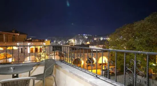 Номер Standard c 1 комнатой с балконом Pashahan Hotel