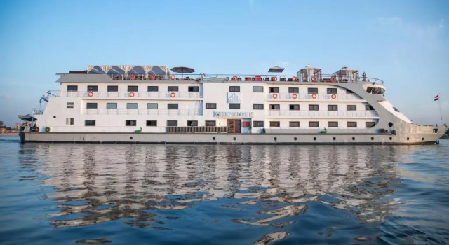 Champollion II 5 Stars Nile cruise, Rezervovat Hotel Hotely v Kena se snídaní, Snídaně