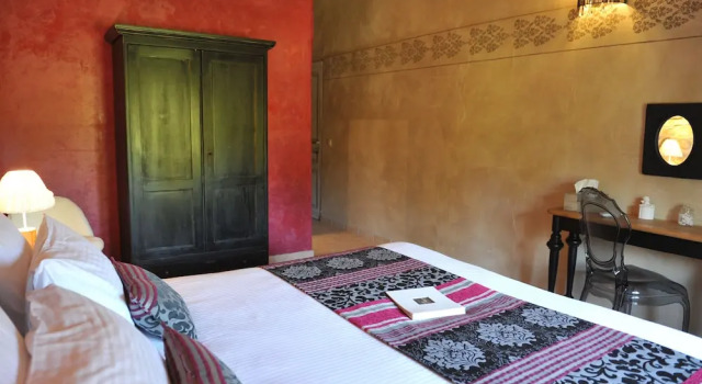Le Mas Terre des Anges, Prenota Bed & breakfast Hotel a Alvernia con parcheggio, Parcheggio