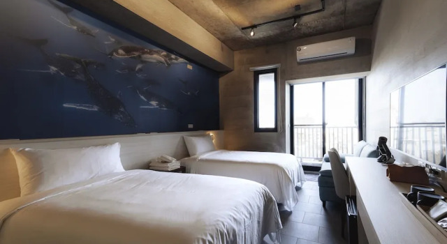 Comfort Kahden hengen huone parvekkeella kaupunkinäköala Deep blue 23 B&B