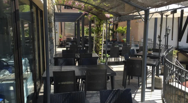 Hotel Fontaine Bleue