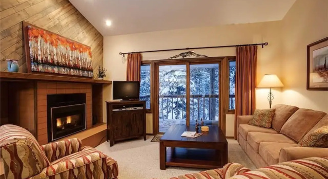 Winterwood 3 Town House, Book Hotel Steamboat Springs Colorado