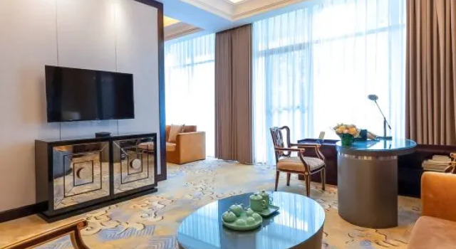 Люкс Deluxe Royal Tulip Hotel Zhujiajiao Shanghai