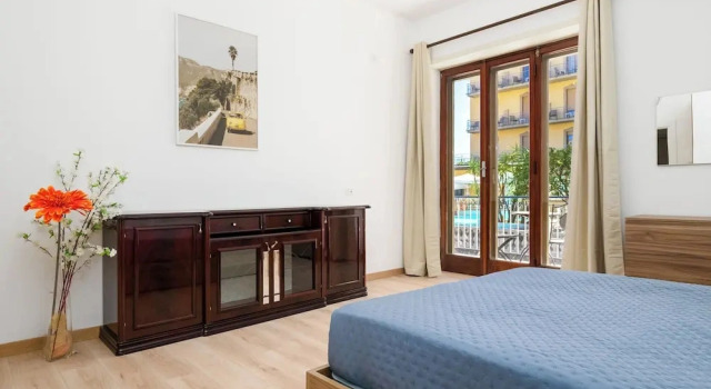 Marano apartment, Забронировать Апартаменты/квартира Сорренто Побережье Сорренто, рядом с Cattedrale SS. Filippo e Giacomo