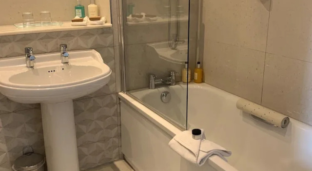 Двухместный клубный номер Standard с балконом и с видом на город The Address Cork