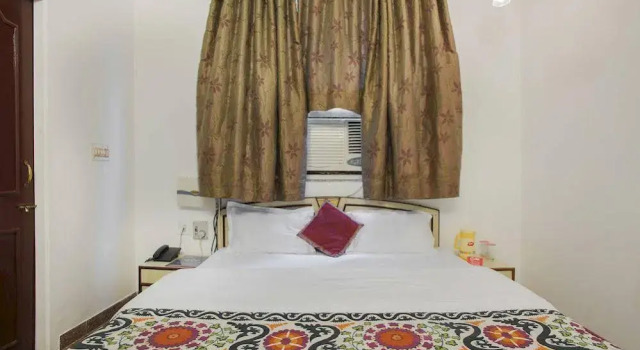 OYO Rooms Raja Park, Забронировать Отель Отели штата Раджастхана с парковкой, Парковка