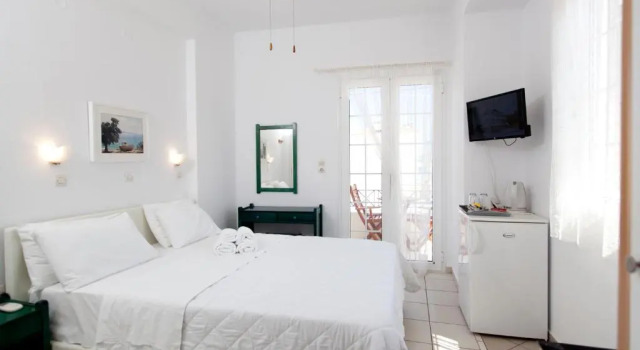 Kontogoni Rooms