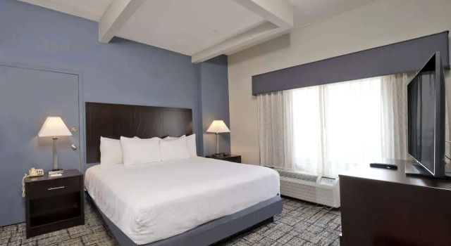 Двухместный люкс Jacuzzi Best Western Plus Hotel & Conference Center