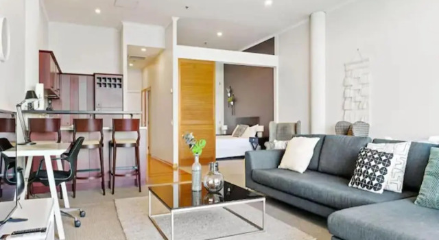 Relaxing Sea Wharf View Apartment by Zodiak Stays