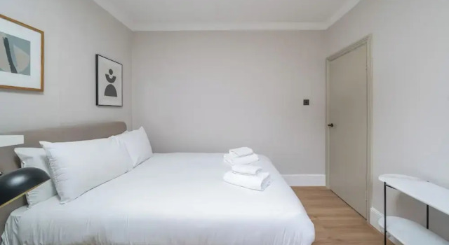 Brand new flats next to Oxford Street