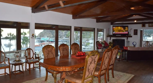 Люкс Superior Catalina Courtyard Suites
