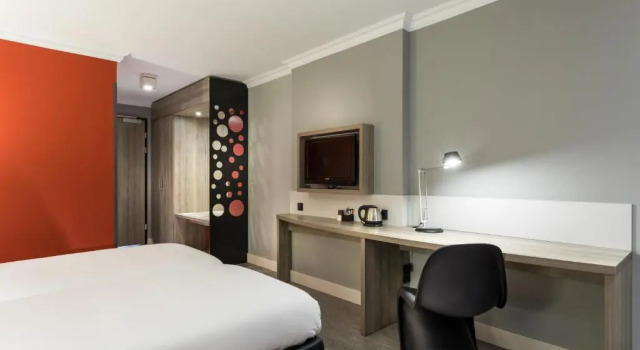 Двухместный номер Ramada by Wyndham Amsterdam Airport Schiphol