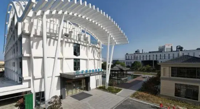 Huangshan Wuji Snow Mineral Water Holiday Hotel, Забронировать Отель Хуаншань Huangshan Mountain