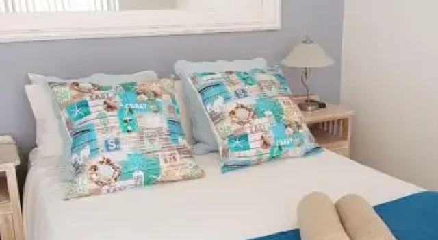 Point Village Accommodation - Santos 7