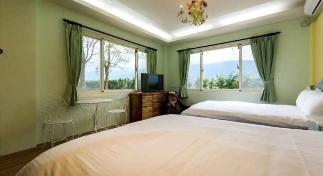 Четырёхместный номер Standard Elizabeth Bed and Breakfast