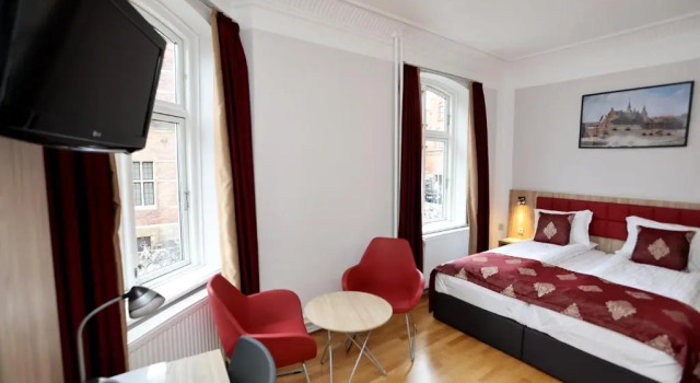 Трёхместный номер Standard Hotel Skandia