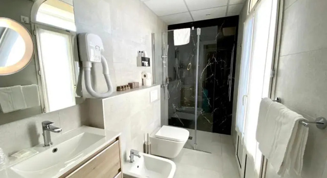 Номер Deluxe Hotel La Tonkine ex Olympia