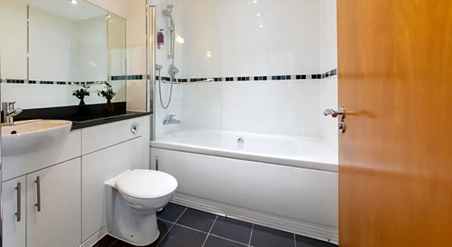 Апартаменты Deluxe The Spires Serviced Apartments Birmingham