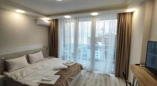 Апартаменты Leo Group BEST LUXURY STUDIO 13-271 Sunrise Batumi