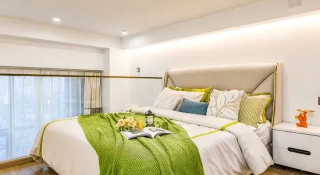 Люкс Qingcheng Homestay (Kunming Xinying New City Bailong Road Subway Station Branch)