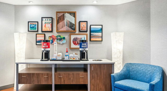 Hampton Inn & Suites Lathrop