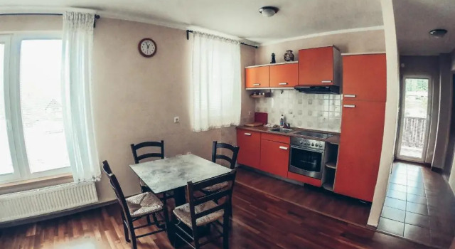 Апартаменты с 2 комнатами Apartment and rooms Maraton
