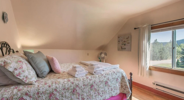 Mountain View Cottage, Забронировать Дом для отпуска Отели Leavenworth Ski с парковкой, Парковка